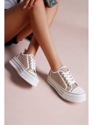 Foreverfolie Sneakersy w kolorze beżowym rozmiar: 38. Brązowe trampki Foreverfolie, bez wzorów, bez zapięcia. Za 131.43 zł.