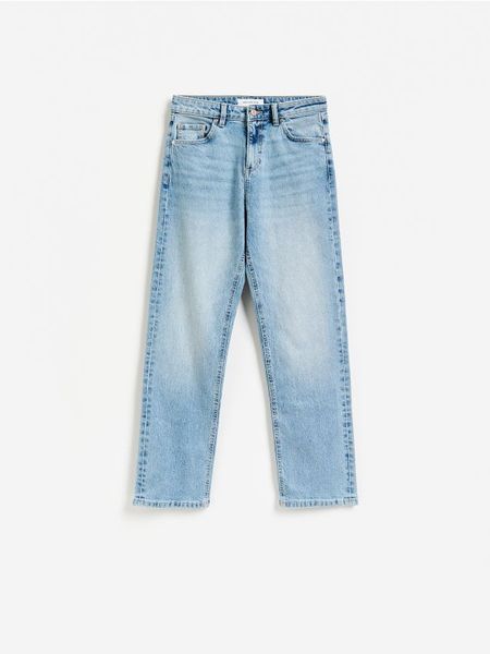 Jeansy straight z krótszą nogawką - niebieski. Niebieskie jeansy Reserved, bez wzorów. Za 129.99 zł.