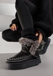 Czarne Śniegowce na Platformie z Futerkiem i Haftowanym Wzorem Celatusa. Czarne trapery i śniegowce Renee, z jeansu. Za 109.99 zł.