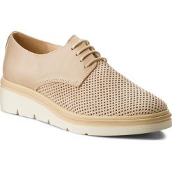 Oxfordy HISPANITAS - Ibiza HV86521 Nougat. Brązowe czółenka Hispanitas, bez wzorów, z materiału, bez obcasa, na koturnie, bez zapięcia. W wyprzedaży za 299.00 zł.