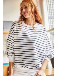Olalook Bluza w kolorze biało-czarnym rozmiar: L. Czarne bluzy Olalook, l, bez wzorów, bez kaptura. Za 70.41 zł.