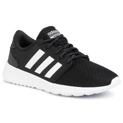 ADIDAS QT RACER DB0275 Czarny. Czarne obuwie sportowe Adidas, z tworzywa sztucznego, bez zapięcia. Za 249.99 zł.