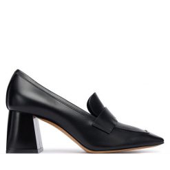 Półbuty Max Mara. Czarne czółenka Max Mara, bez wzorów, bez obcasa, na obcasie, bez zapięcia. Za 2,439.00 zł.