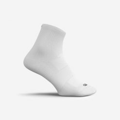 Skarpetki Do Biegania Comfort Mid X2 Białe. Białe skarpety KIPRUN, bez wzorów, z elastanu. W wyprzedaży za 11.99 zł.
