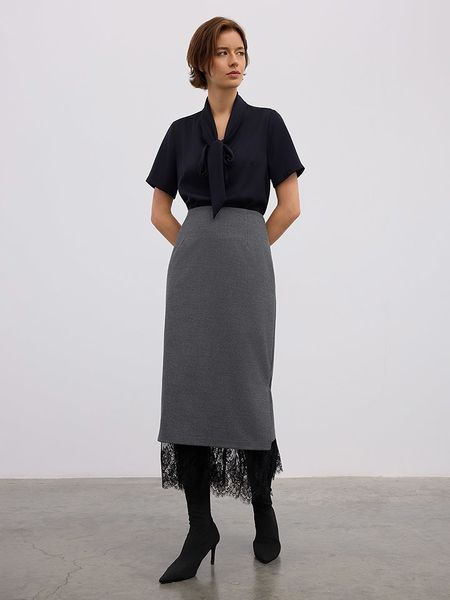 BGN Spódnica w kolorze antracytowym rozmiar: 38. Czarne spódnice BGN, na co dzień, bez wzorów, midi, proste. Za 122.38 zł.