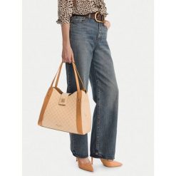 Torebka Nine West. Brązowe torebki klasyczne Nine West, bez wzorów, bez dodatków. Za 279.99 zł.