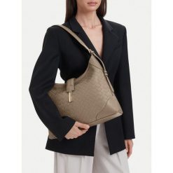 Torebka MEXX. Brązowe torebki klasyczne Mexx, bez wzorów, bez dodatków. Za 269.99 zł.