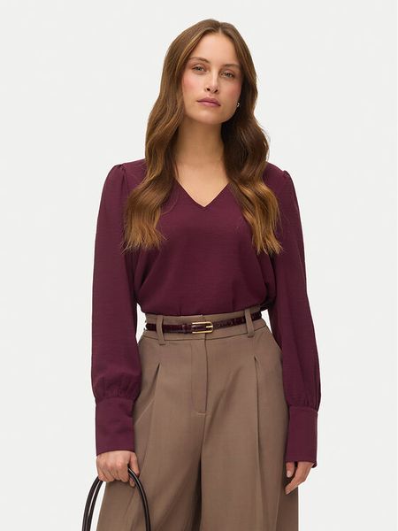Vero Moda Bluzka Esme 10338288 Bordowy Regular Fit. Czerwone bluzki Vero Moda, m, bez wzorów, z syntetyku, bez kołnierzyka, bez ramiączek. Za 119.99 zł.