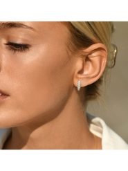 CARATELLI Złote kolczyki-wkrętki z diamentami rozmiar: onesize. Białe kolczyki CARATELLI, z diamentem, złote. Za 2,166.99 zł.