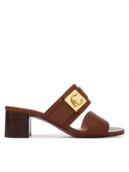 Coccinelle Klapki C-Me E4 U7Q 17 02 01 Brązowy. Brązowe klapki Coccinelle, bez wzorów, ze skóry, bez obcasa. Za 949.99 zł.