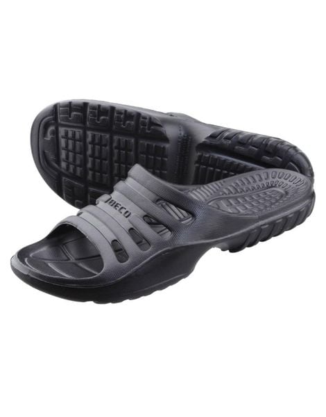 Klapki damskie Beco | Czarny. Czarne klapki BECO, bez wzorów, z materiału, bez obcasa. Za 194.99 zł.