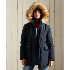 Parka damska Superdry Everest. Niebieskie parki Superdry, s, z elastanu, bez kaptura. Za 850.65 zł.