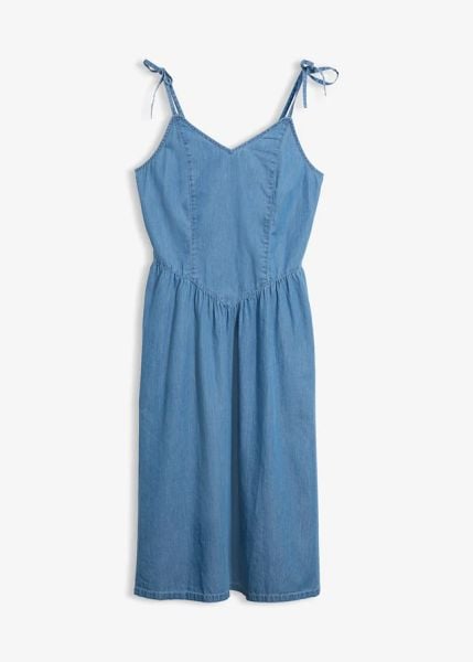 Sukienka jeansowa. Niebieskie sukienki bonprix, bez wzorów, z denimu, bez kołnierzyka, bez ramiączek. Za 64.99 zł.