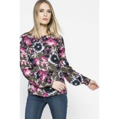 Vila - Bluzka Astha. Bluzki Vila, s, bez wzorów, z tkaniny, casualowe, bez kołnierzyka, bez ramiączek. W wyprzedaży za 39.90 zł.