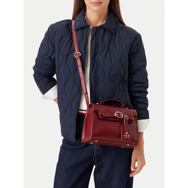Torebka Beverly Hills Polo Club. Czerwone torebki klasyczne Beverly Hills Polo Club, bez wzorów, bez dodatków. Za 199.99 zł.