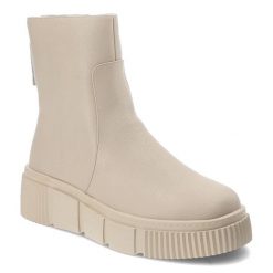 Beżowe Botki Cambell Stylowe Obuwie Damskie Na Platformie. Brązowe botki Cambell, bez wzorów, ze skóry, bez obcasa, na platformie, bez zapięcia. Za 259.00 zł.