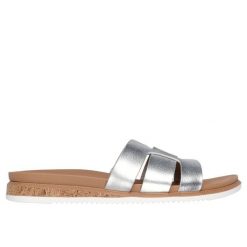 Sandały damskie Skechers Bobs Desert Kiss Low-Peak Look. Czarne sandały Skechers, bez wzorów, sportowe, bez obcasa, bez zapięcia. Za 240.00 zł.