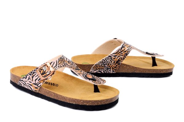 DR. BRINKMANN 700883-23 bronze, klapki japonki damskie. Żółte klapki Dr. Brinkmann, bez wzorów, bez obcasa. Za 249.90 zł.