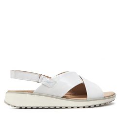 Sandały Caprice. Białe sandały Caprice, bez wzorów, bez obcasa, na płaskiej podeszwie, bez zapięcia. Za 229.99 zł.