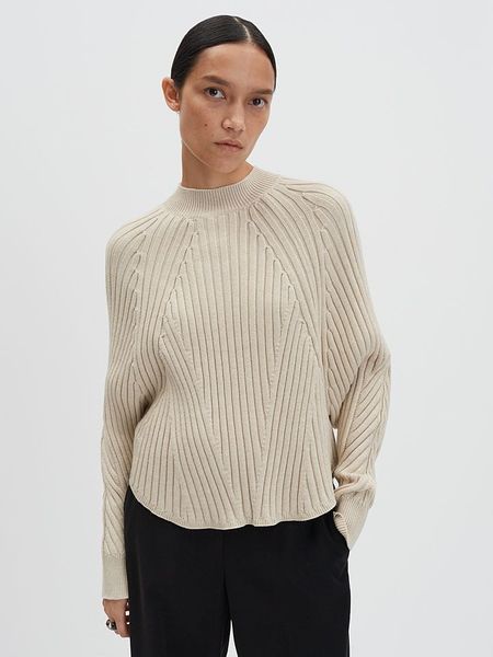 Someday Sweter "Touann" w kolorze beżowym rozmiar: M. Brązowe swetry someday., m, bez wzorów, ze splotem, bez ramiączek. Za 174.95 zł.