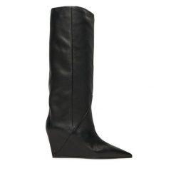 Kozaki Vic Matié. Czarne kozaki Vic Matié, bez obcasa, na koturnie, bez zapięcia. Za 2,559.00 zł.