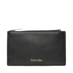 Duży Portfel Damski Calvin Klein. Czarne portfele Calvin Klein, bez wzorów. Za 259.99 zł.