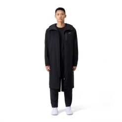 Kurtka Sportowa Parka Speedo Pro Parka. Czarne parki Speedo, uniwersalny, z materiału, eleganckie, bez kaptura. Za 857.99 zł.