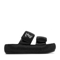 Klapki Juicy Couture. Czarne klapki Juicy Couture, bez wzorów, bez obcasa. Za 249.99 zł.