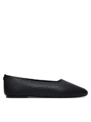 Calvin Klein Baleriny Oblique Ballerina Cut Lth HW0HW03033 Czarny. Czarne baleriny Calvin Klein, bez wzorów, ze skóry, bez obcasa. Za 449.99 zł.