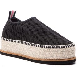 Espadryle ESPADRILLES - J.Fire 22184-35784-1 Firefox/Negro. Czarne espadryle Espadrilles, bez wzorów, z materiału, bez obcasa, bez zapięcia. W wyprzedaży za 319.00 zł.