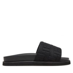 Klapki Gant. Czarne klapki GANT, bez wzorów, bez obcasa. Za 229.99 zł.