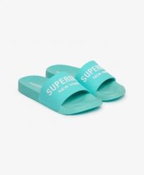 Superdry Core Ombre Klapki basenowe z recyklingowanego EVA – Bali Blue. Niebieskie klapki Superdry, bez wzorów, z poliesteru, bez obcasa. Za 114.40 zł.
