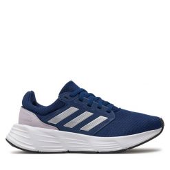 Buty do biegania adidas. Niebieskie obuwie sportowe Adidas, bez zapięcia, do biegania. Za 189.99 zł.