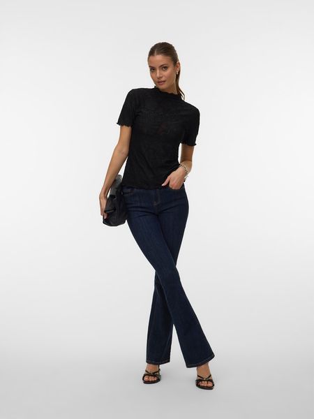 Vero Moda Bluzka w kolorze czarnym rozmiar: L. Czarne bluzki Vero Moda, l, bez wzorów, z koronki, bez kołnierzyka, bez ramiączek. Za 62.03 zł.