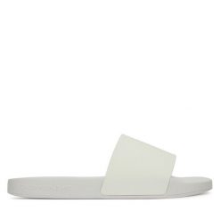Klapki Calvin Klein Jeans. Białe klapki Calvin Klein Jeans, bez wzorów, z jeansu, bez obcasa. Za 119.99 zł.