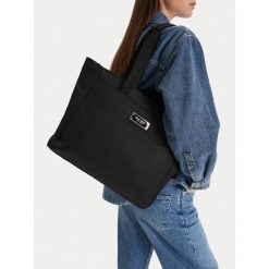 Torebka Nine West. Czarne shopper Nine West, bez wzorów, bez dodatków. Za 249.99 zł.
