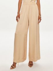 ViCOLO Spodnie materiałowe TB0034 Beżowy Relaxed Fit. Brązowe spodnie materiałowe ViCOLO, m, bez wzorów, z materiału. Za 429.99 zł.