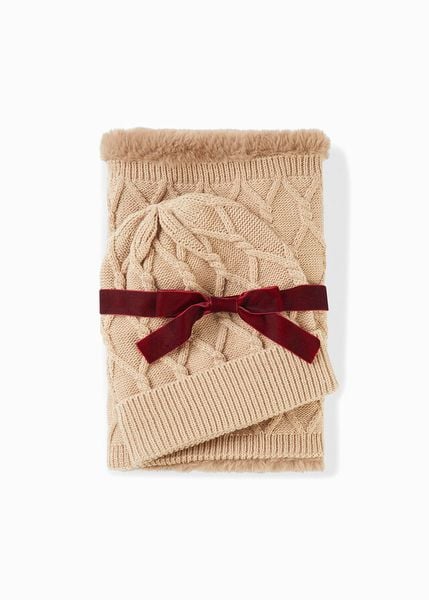 Szal komin + czapka (2 części). Brązowe czapki bonprix, bez wzorów, z dzianiny, wizytowe. Za 109.99 zł.