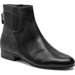 Botki MICHAEL MICHAEL KORS - Mira Flat Bootie 40F8MIFE5L Black. Czarne botki MICHAEL Michael Kors, bez wzorów, ze skóry ekologicznej, bez obcasa, na obcasie, bez zapięcia. W wyprzedaży za 559.00 zł.