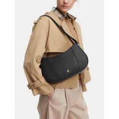 Torebka Beverly Hills Polo Club. Czarne torebki klasyczne Beverly Hills Polo Club, bez wzorów, bez dodatków. Za 179.99 zł.