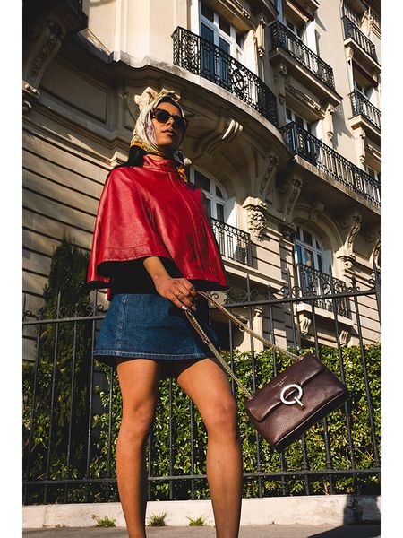 Victor & Hugo Paris Torebka "Sarya" w kolorze brązowym - 20 x 14 x 6 cm rozmiar: onesize. Brązowe torby na ramię Victor & Hugo Paris, bez wzorów, z materiału, na ramię, bez dodatków. Za 306.01 zł.