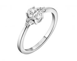 Pierścionek z białego złota z diamentami - 0,56 ct - próba 750. Białe pierścionki Apart, z diamentem, złote. Za 15,990.00 zł.