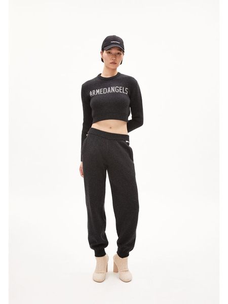 Armedangels Sweter "Mejaa" w kolorze czarnym rozmiar: M. Czarne swetry ARMEDANGELS, m, bez wzorów, z bawełny, bez ramiączek. Za 170.95 zł.