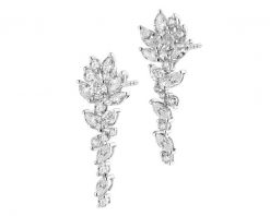 Kolczyki z białego złota z diamentami - 3,29 ct - próba 750. Białe kolczyki Apart, z diamentem, złote. Za 51,990.00 zł.