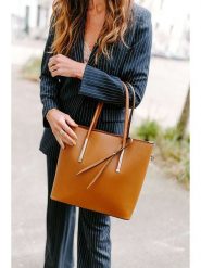 Lia Biassoni Skórzana torebka "Mallero" w kolorze jasnobrązowym - 32 x 30 x 12 cm rozmiar: onesize. Brązowe torby na ramię Lia Biassoni, bez wzorów, z materiału, na ramię, bez dodatków. Za 339.99 zł.