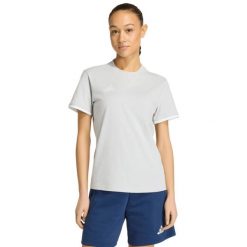 Damska koszulka adidas Entrada 26 Tee szara. Szare bluzki Adidas, bez wzorów, z bawełny, sportowe, bez kołnierzyka, bez ramiączek. Za 78.99 zł.