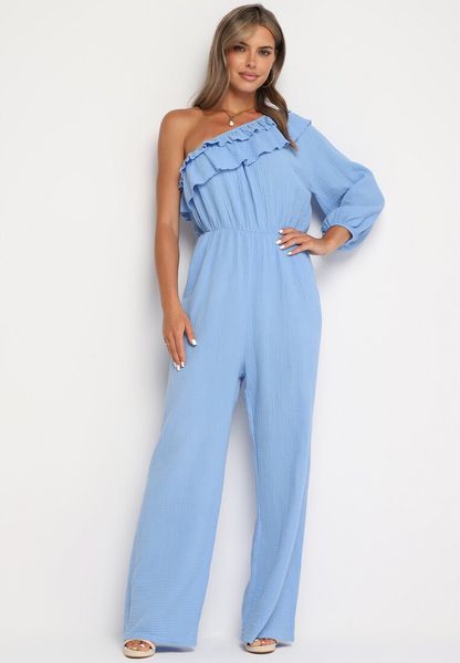 Jasnoniebieski Asymetryczny Kombinezon z Bawełny Ozdobiony Falbaną przy Dekolcie i Gumką w Talii Jegelia. Niebieskie sukienki Born2be, na co dzień, uniwersalny, bez wzorów, z bawełny, eleganckie, z asymetrycznym kołnierzem, bez ramiączek, asymetryczne. Za 149.99 zł.