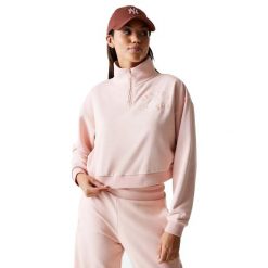 New Era Damska Bluza Mlb Tonal Crop Qrtr Zip Neyyan Prs Damskie. Czerwone bluzy New Era, s, bez wzorów, z bawełny, bez kaptura. Za 243.55 zł.