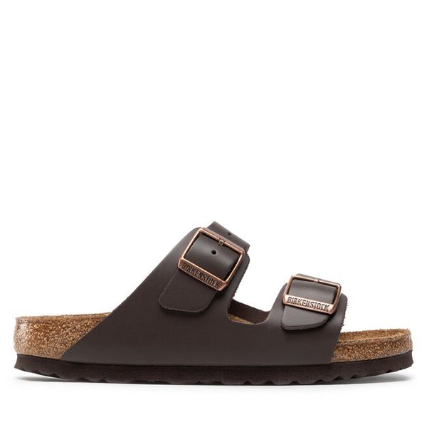 Klapki Birkenstock. Brązowe klapki Birkenstock, bez wzorów, bez obcasa. Za 499.99 zł.