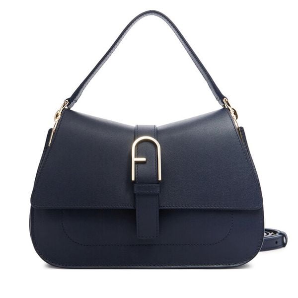 Torebka Furla. Niebieskie torebki klasyczne Furla, bez wzorów, bez dodatków. Za 1,234.99 zł.